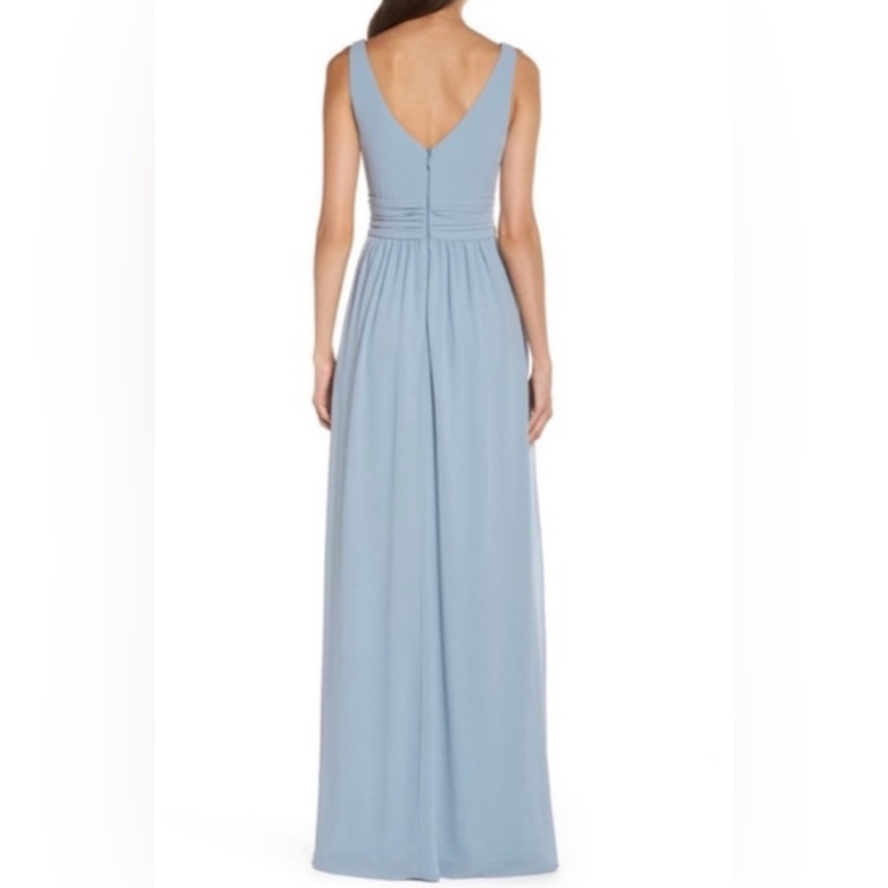 NWT Lulu’s V-Neck Chiffon A-Line Light Blue Gown XS - Picture 3 of 6
